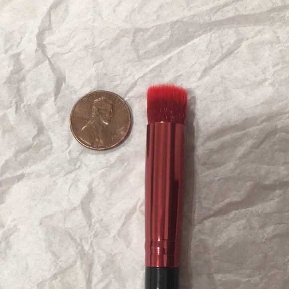 Luxie Harley Quinn eyeshadow brush - Picture 6 of 7